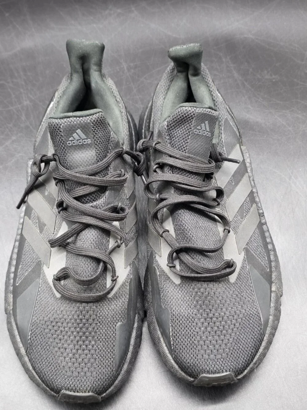 Adidas Shoes Mens Size 9.5 Black Boost Mesh Damaged Running Sneakers FW8386